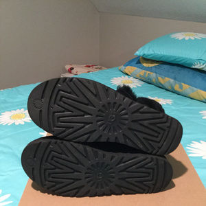 Ugg Bailey Button II Boots